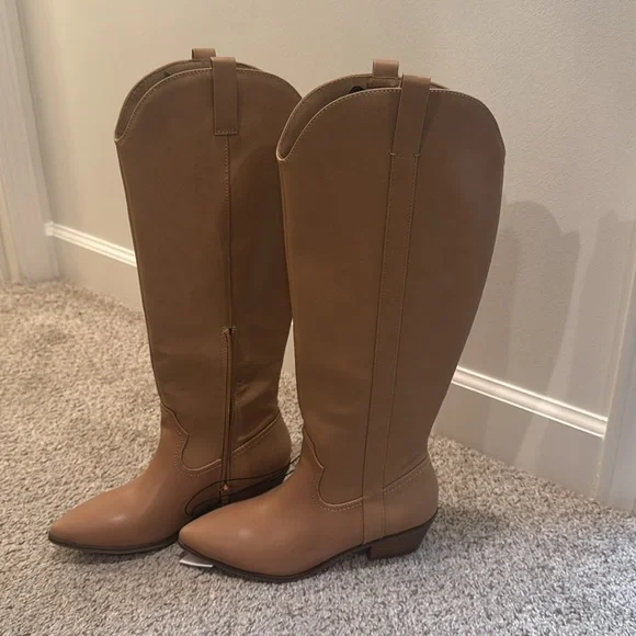 Universal Thread Riding Boots - Picture 5 of 6